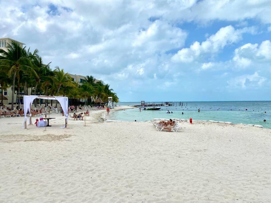 Charming Lagoon Front Villa By Casa Paraiso Cancun Luaran gambar